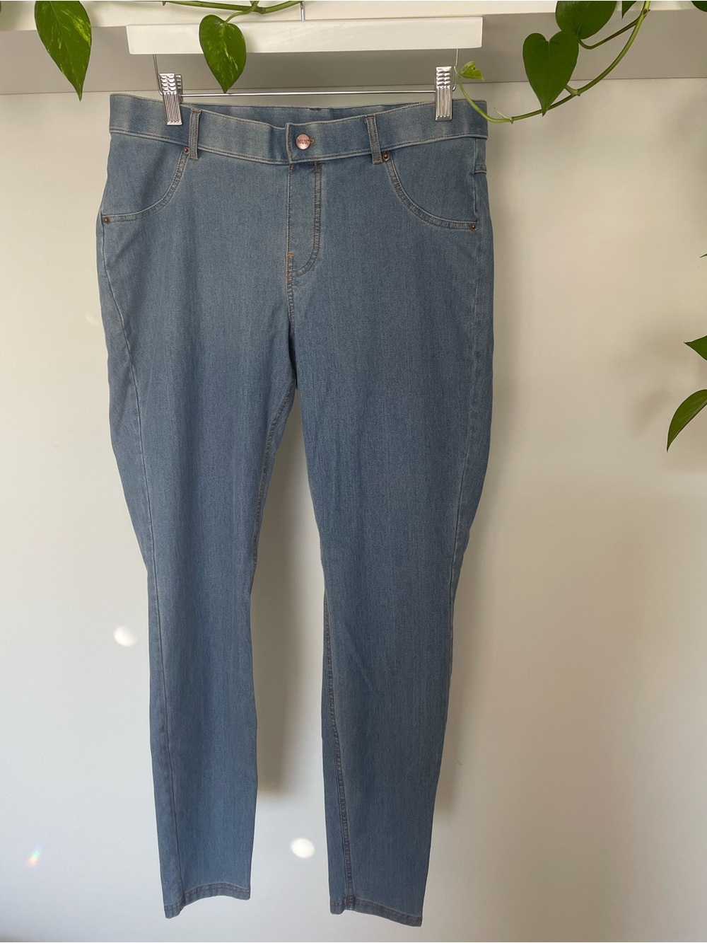 HUE Light Blue Classic Stretch Denim Jeggings NWOT Size L